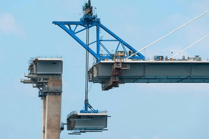 Spine And Wing Launching Girder Set